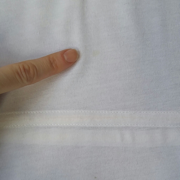 ♦3 for $15 Abercrombie and Fitch Embroidered Top - Picture 7 of 8